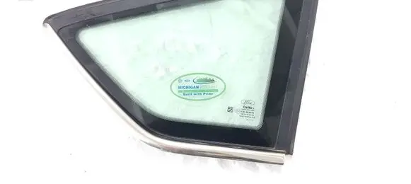 Ford C-MAX II Rear side window T93331700