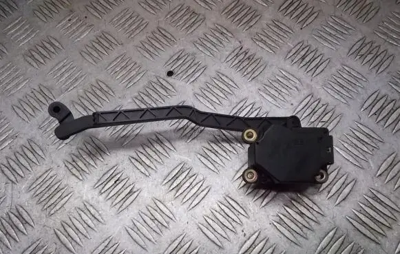 Volvo S60 A/C air flow flap actuator/motor 74933