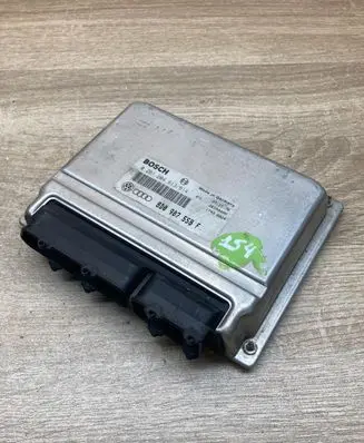 Volkswagen PASSAT B5 Engine control unit/module ECU 8D0907558F