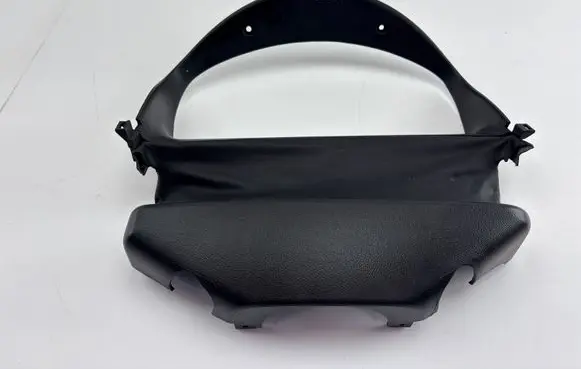 Chevrolet Captiva Steering wheel column trim