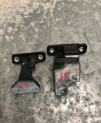 Mercedes-Benz C W205 Rear door hinge set 