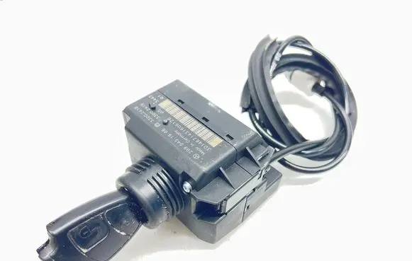 Mercedes-Benz CLK A209 C209 Ignition lock 2095451908