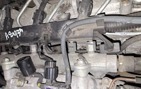 Honda Civic Fuel main line pipe