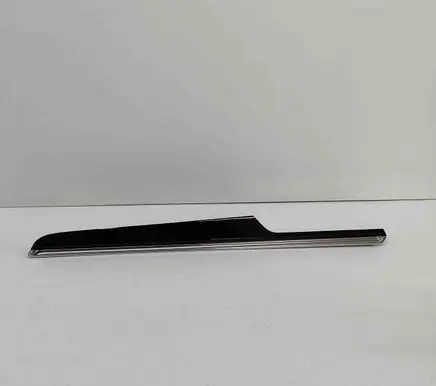 Front door card panel trim