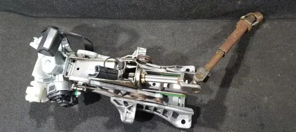 Mazda 3 I Steering wheel axle 532448D 511361
