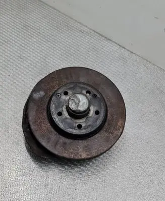 Mercedes-Benz C W203 Front wheel hub spindle knuckle 20901