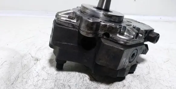 BMW 3 E46 Fuel injection high pressure pump 0445010045 7788670