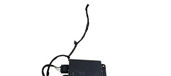 Ford Fusion II Distronic sensor radar HG9T9G768 HG9T9G768AE G2611