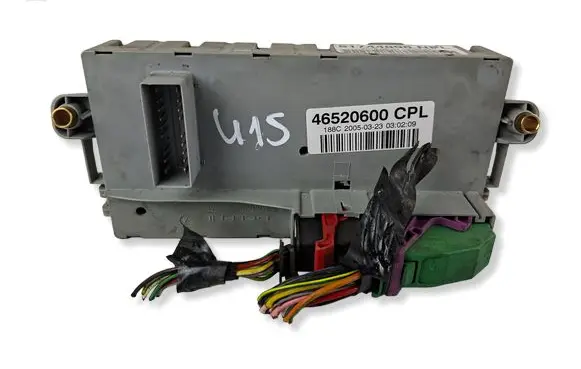 Fiat Panda II Fuse module 46520600 46520600CPL