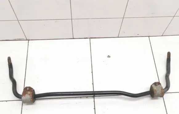 Front anti-roll bar/sway bar