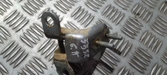 Honda Stream Rear door lower hinge