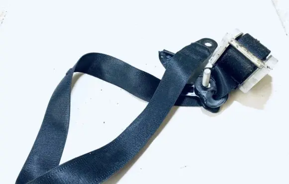 Opel Astra F Front seatbelt 90286921