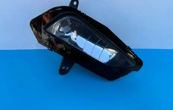Opel Mokka X Front fog light 1004004R