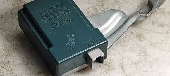 Lexus IS 220D-250-350 Door control unit/module 2513003520