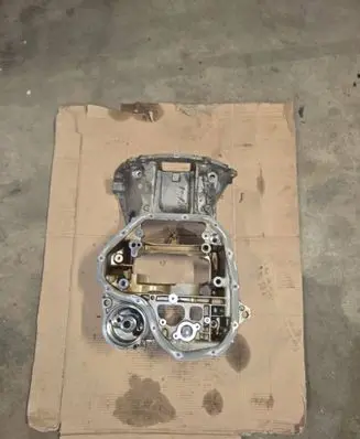 Toyota RAV 4 (XA40) Oil sump 2AR