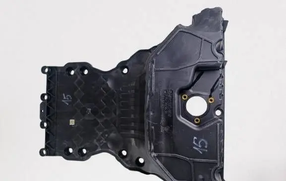 Mercedes-Benz E C207 W207 Oil sump A6510100528-MERC3 A6510100528