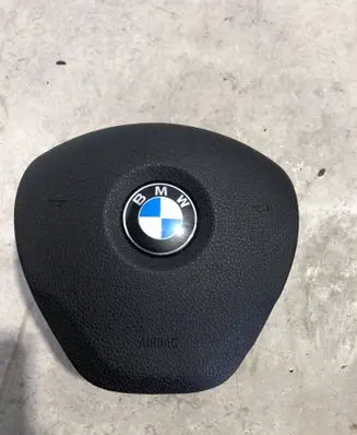 BMW 1 F20 F21 Steering wheel airbag 6857304