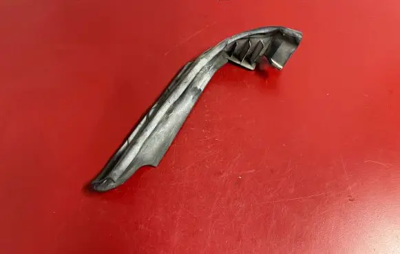 Mini One - Cooper F56 F55 Engine compartment rubber 7300563 51767300563