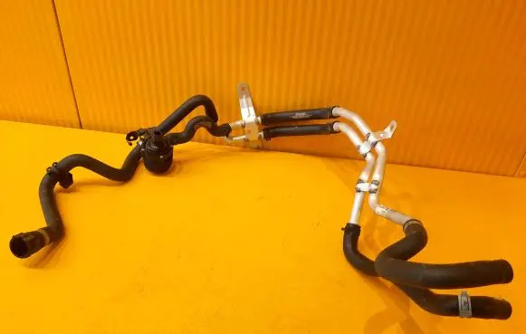 Mercedes-Benz V Class W447 Engine coolant pipe/hose A4478321500 A4478320015