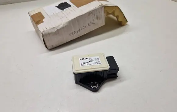 KIA Ceed ESP acceleration yaw rate sensor 956903K500 0265005751