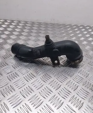 Toyota Avensis T270 Intercooler hose/pipe 173620R030