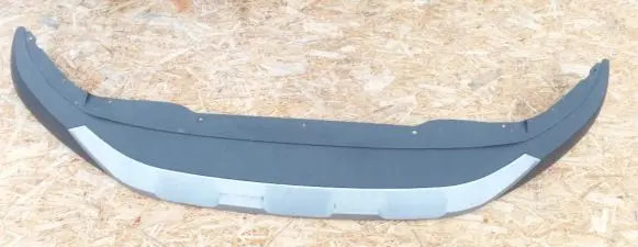 Front bumper lip
