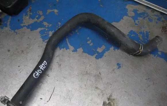 Mitsubishi 3000 GT Air intake hose/pipe