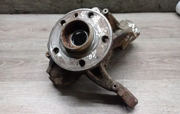 Volvo S80 Front wheel hub
