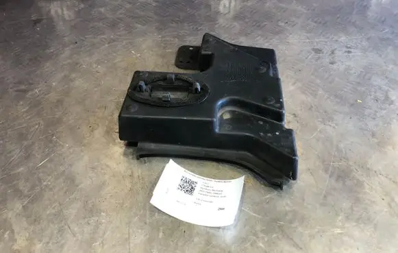 Volvo V70 Other engine bay part 6G9N022B19A
