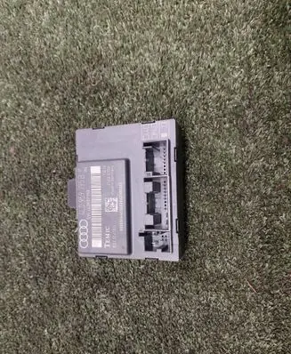 Audi Q7 4M Door control unit/module 4L0959795B 4L0910795B