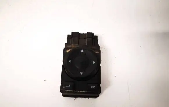 Volkswagen PASSAT B5 Wing mirror switch 3B1959565