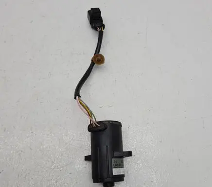Volkswagen PASSAT B5 Accelerator pedal position sensor 0205001032 807475B