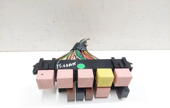 Nissan Interstar Relay mounting block 7703297572