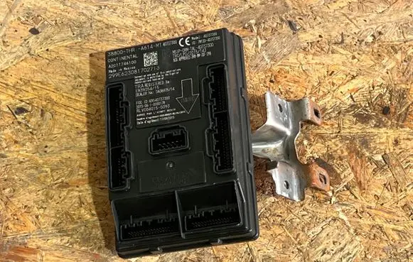 Honda Legend BSM Control unit 38800