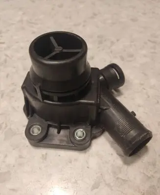 Volvo V70 Thermostat housing 6G9N-61J20-AD