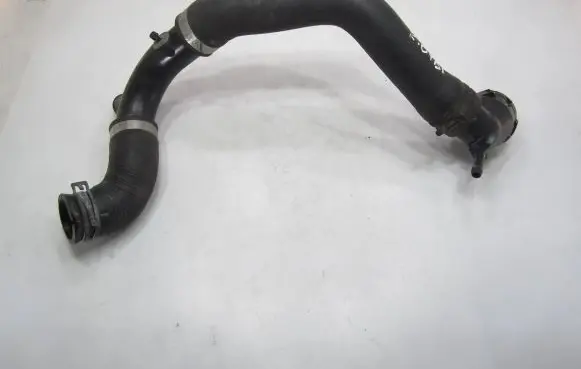 Volkswagen PASSAT B7 Engine coolant pipe/hose 3AA122101