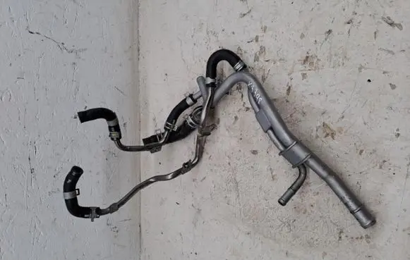 Hyundai i20 (BC3 BI3) Engine coolant pipe/hose 2547107611