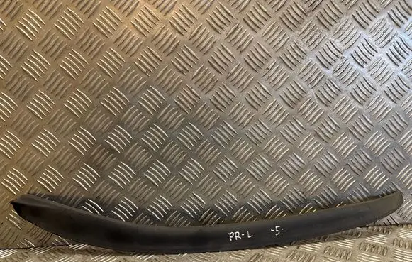 Volkswagen Golf V Other front door trim element 1K3837381D