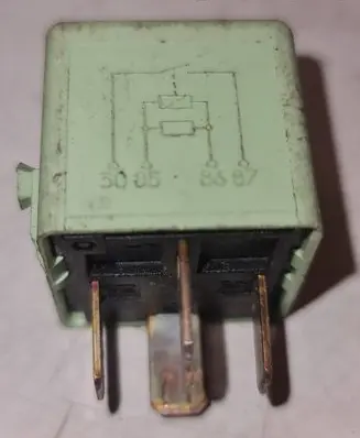 BMW 3 E36 Other relay V23134K59X222 6136 8366600