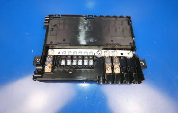 Jaguar F-Pace Fuse box set HK8314516AE
