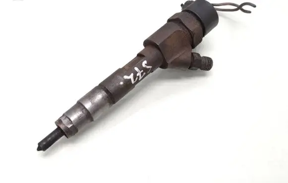 Opel Vivaro Fuel injector 7700111014 0445110021