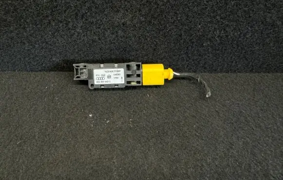 Audi A6 S6 C5 4B Airbag deployment crash/impact sensor 4B0959643C