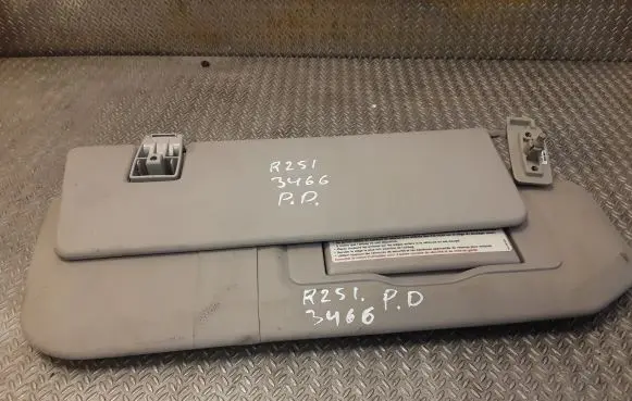 Mercedes-Benz R W251 Sun visor