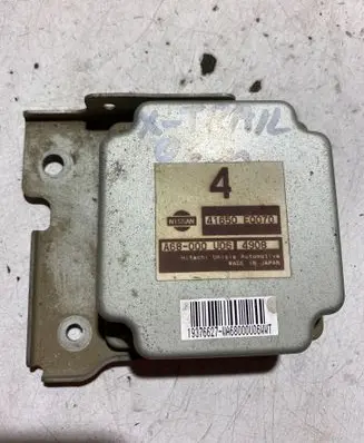 Nissan X-Trail T30 Torque split ecu control unit/module 41650EQ070 A68000U06
