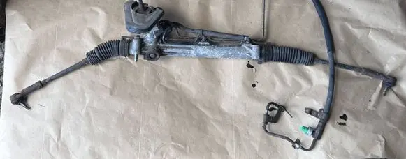 Ford Mondeo Mk III Steering rack 1S7C-3200