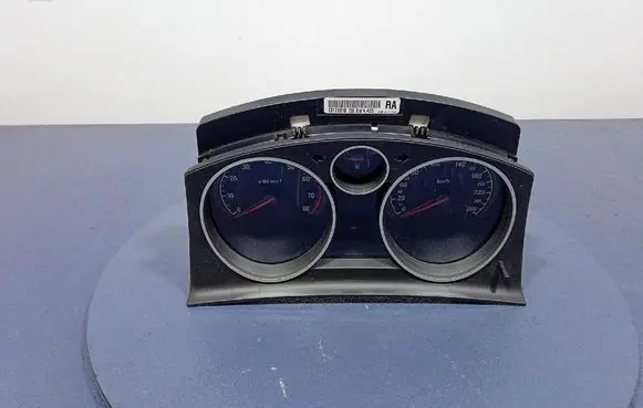 Opel Astra H Speedometer (instrument cluster) 13172010