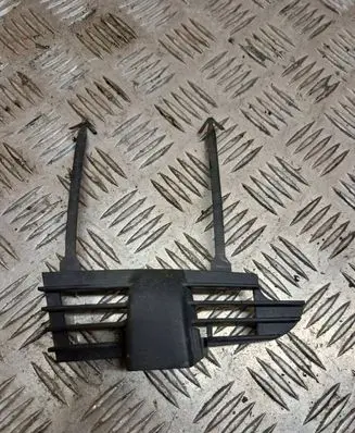Mercedes-Benz A W168 Front tow hook cap/cover 