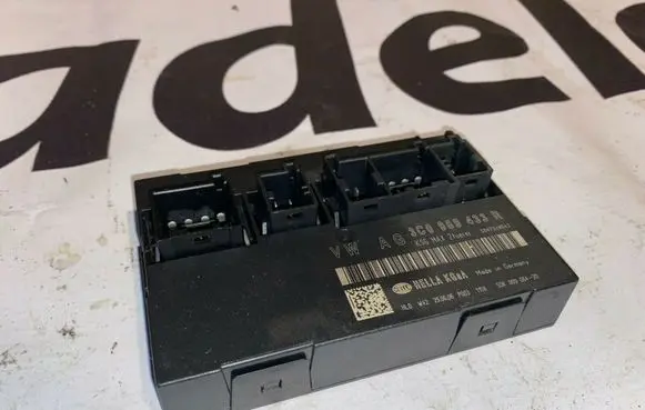 Volkswagen PASSAT B7 Comfort/convenience module 3C0959433R 5DK00906420