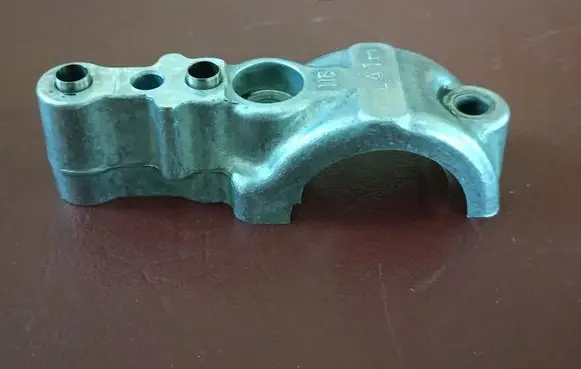 BMW X5 F15 Camshaft holder LA1