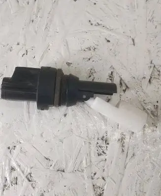 Ford Mondeo MK IV Windshield washer fluid level sensor 0023935